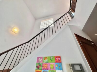 2eaabcd5-252c-4bf3-b280-7f04c7854016