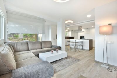 WhatsApp Image 2025-11-13 at 10.40.03 (3)