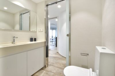 WhatsApp Image 2025-11-13 at 10.40.06 (2)